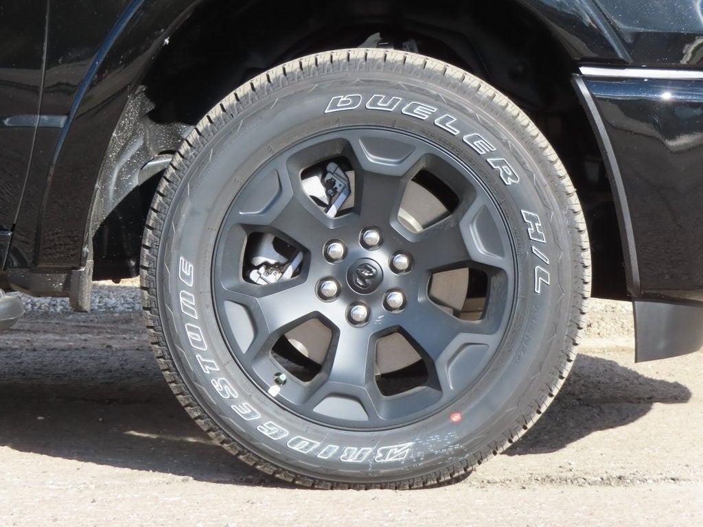 2026 RAM 1500 RAM 1500 LONE STAR CREW CAB 4X4 5'7' BOX