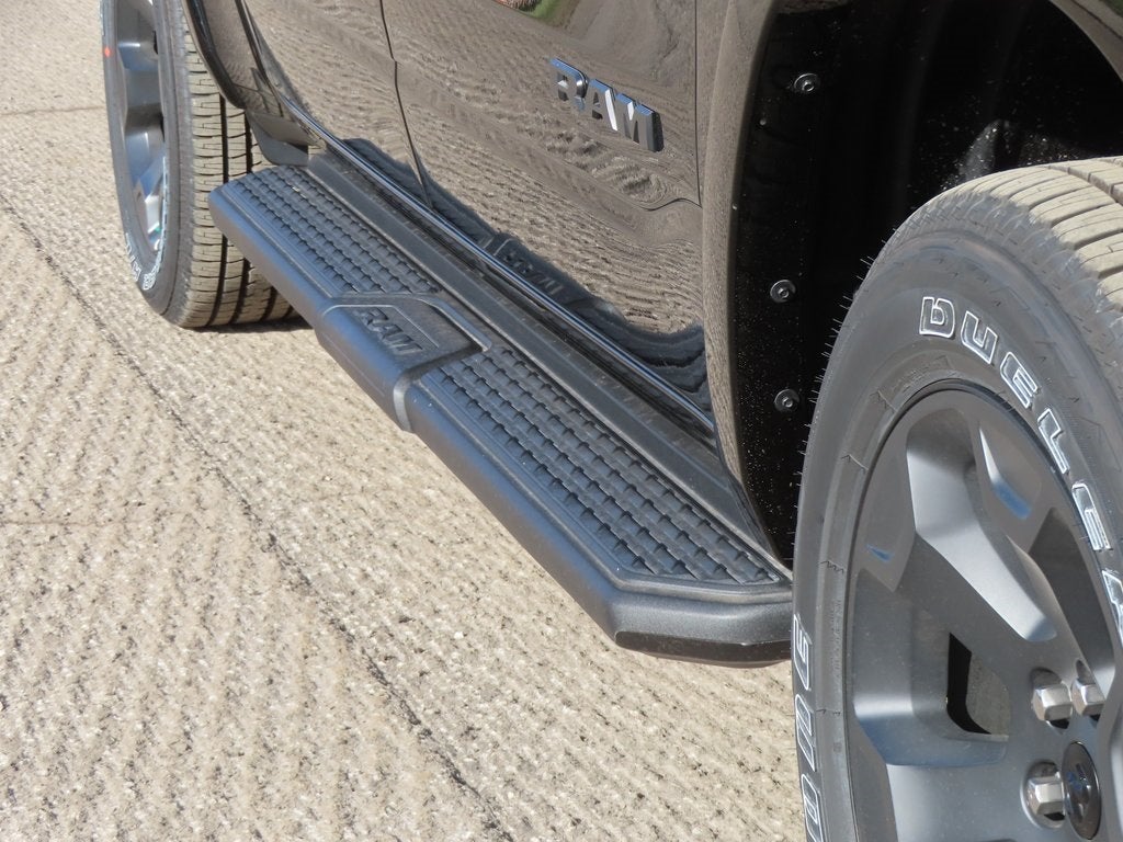 2026 RAM 1500 RAM 1500 LONE STAR CREW CAB 4X4 5'7' BOX