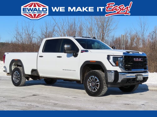 2025 GMC Sierra 3500HD 4WD Crew Cab Long Bed Pro