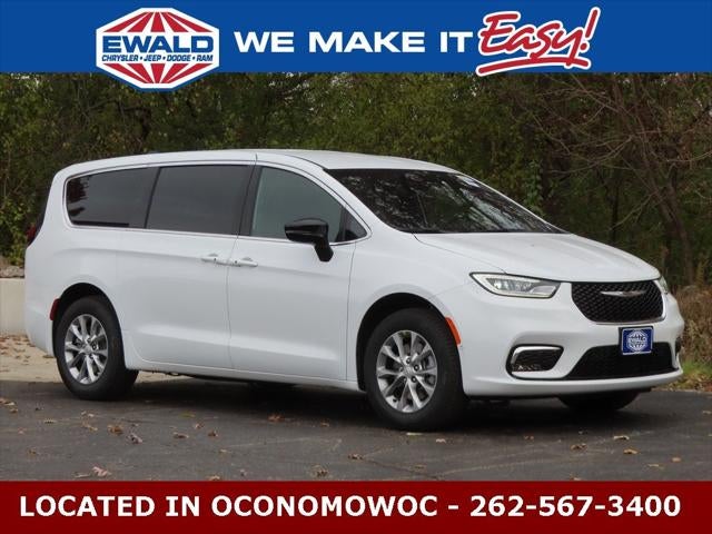 2026 Chrysler Pacifica PACIFICA SELECT AWD