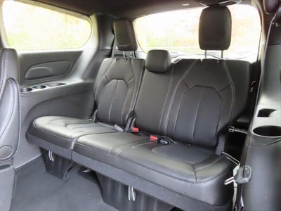 2026 Chrysler Pacifica PACIFICA SELECT AWD