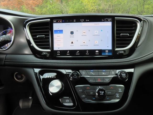 2026 Chrysler Pacifica PACIFICA SELECT AWD