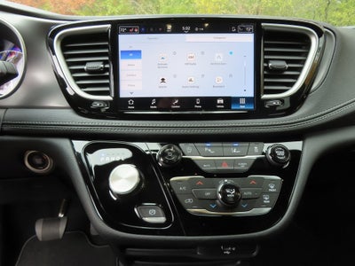 2026 Chrysler Pacifica PACIFICA SELECT AWD