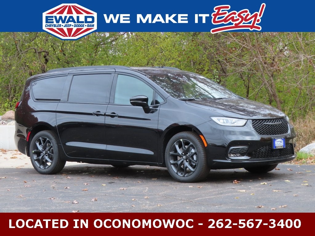 2026 Chrysler Pacifica PACIFICA SELECT AWD