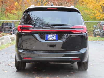 2026 Chrysler Pacifica PACIFICA SELECT AWD