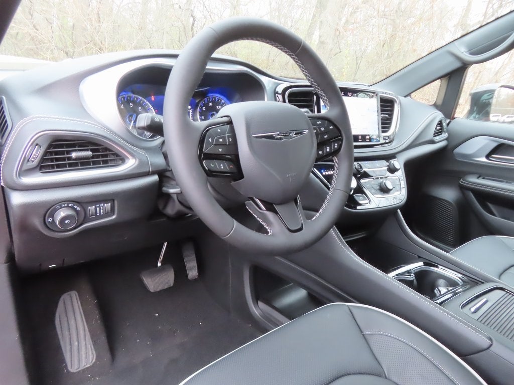 2026 Chrysler Pacifica PACIFICA LIMITED AWD