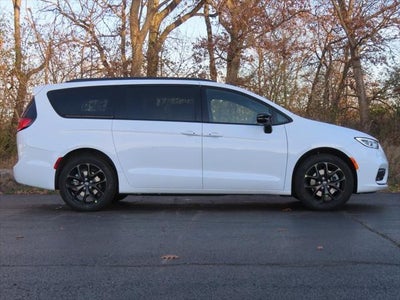 2026 Chrysler Pacifica PACIFICA LIMITED AWD