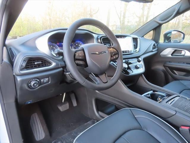 2026 Chrysler Pacifica PACIFICA LIMITED AWD