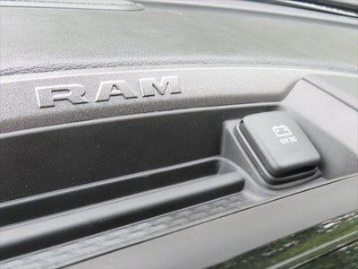 2026 RAM 3500 RAM 3500 TRADESMAN REGULAR CAB 4X4 8' BOX