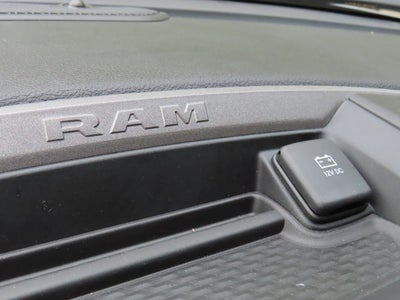 2024 RAM 2500 RAM 2500 TRADESMAN REGULAR CAB 4X4 8' BOX