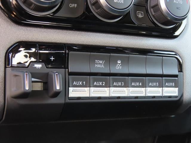 2024 RAM 2500 RAM 2500 TRADESMAN CREW CAB 4X4 8' BOX