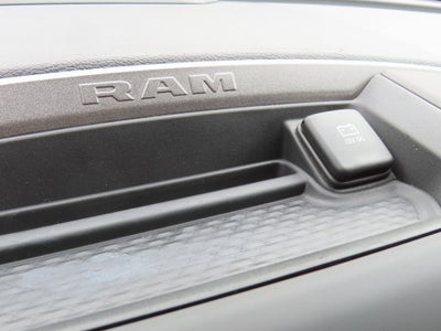 2026 RAM 5500HD RAM 5500 TRADESMAN CHASSIS REGULAR CAB 4X4 60' CA