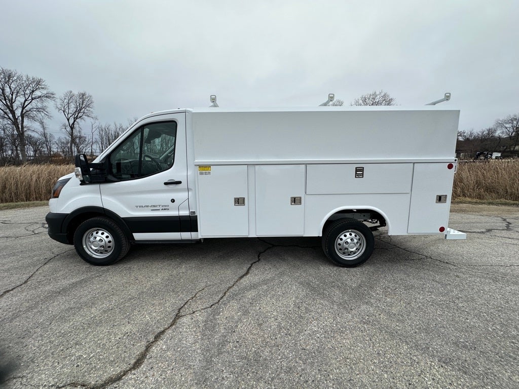 2024 Ford Transit-250 READING 57" CSV