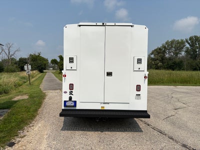 2025 Ford E-350SD Base Cutaway