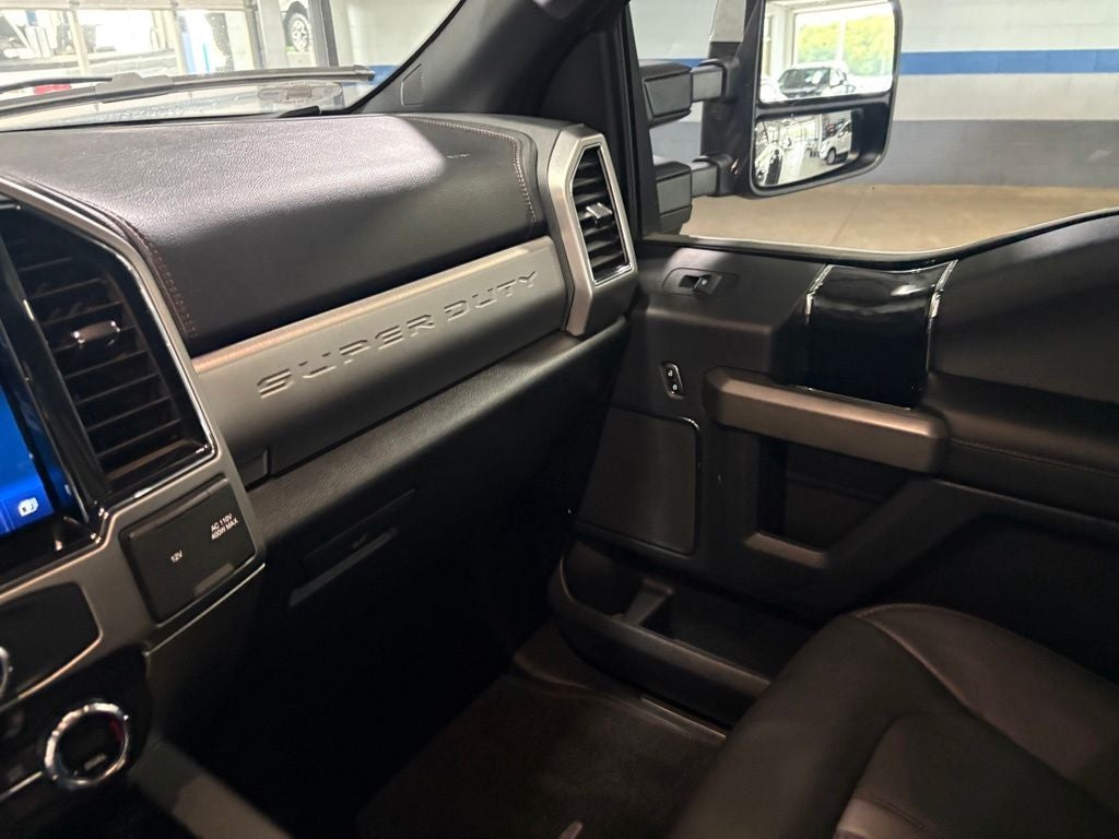 2022 Ford F-450SD Platinum DRW