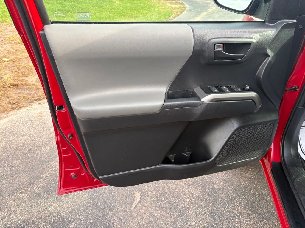 2023 Toyota Tacoma SR5 V6