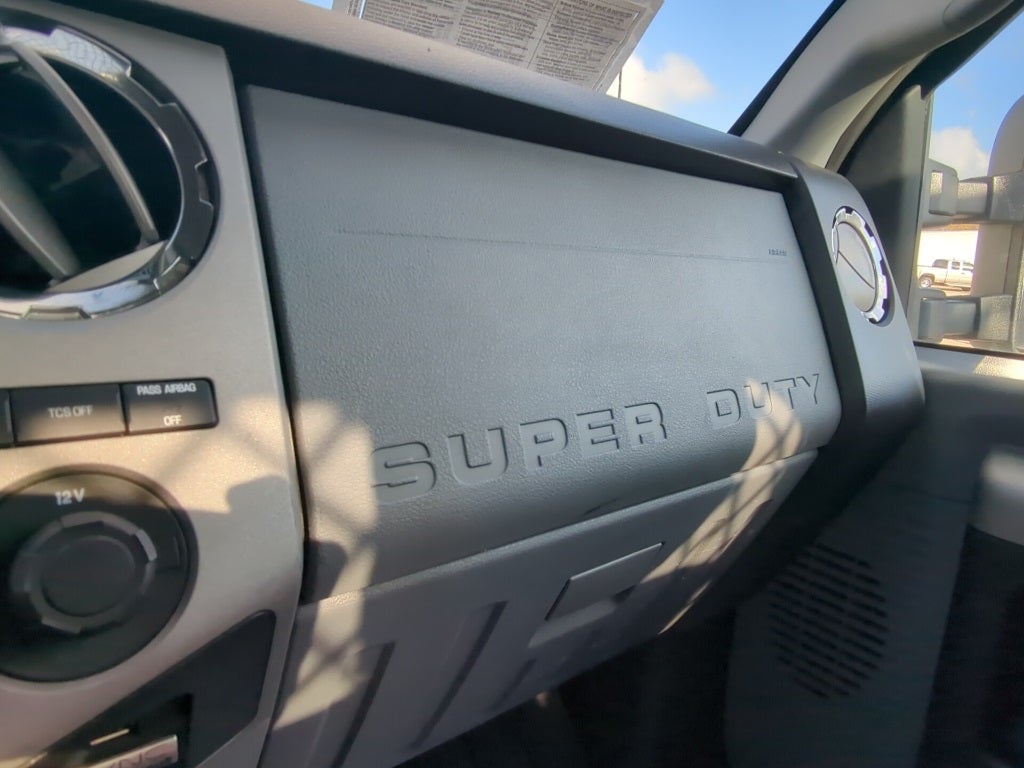 2014 Ford F-450SD XLT DRW STAKE BED