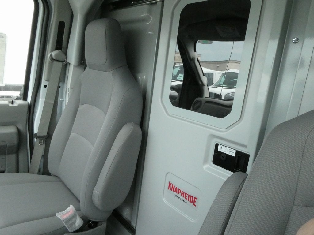 2025 Ford E-350SD Base Cutaway