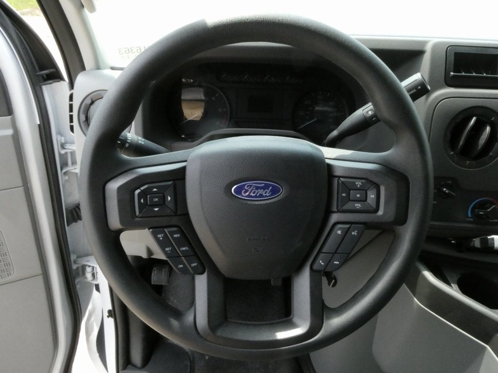 2025 Ford E-350SD Base Cutaway