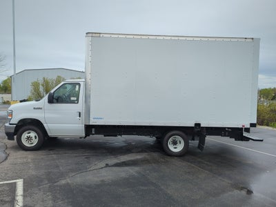 2024 Ford E-450SD Base DRW