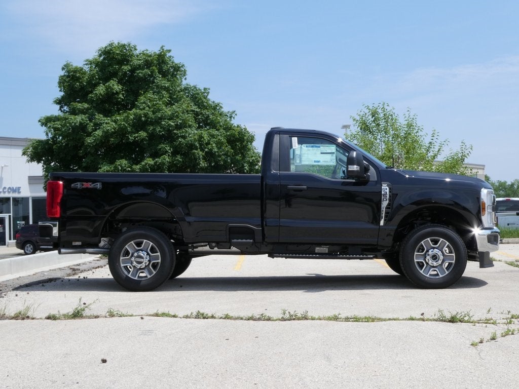 2025 Ford F-350SD XLT