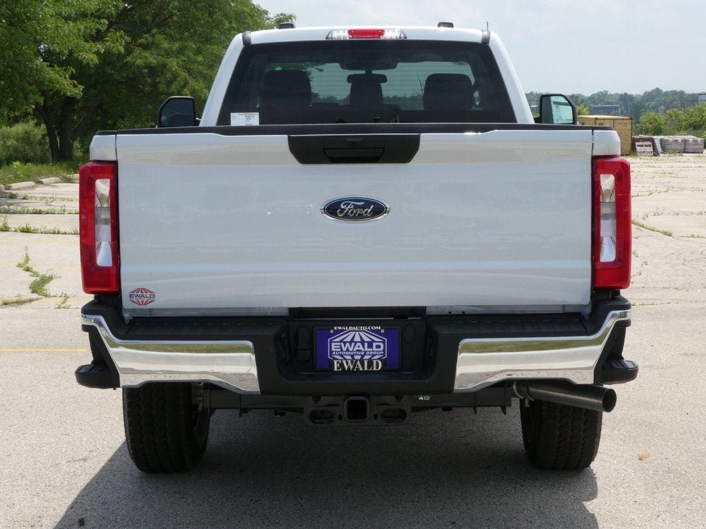 2025 Ford F-350SD XLT