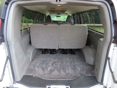 2017 Chevrolet Express 3500 LT Passenger