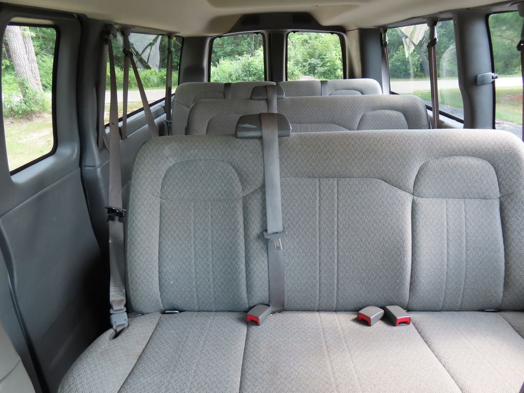 2017 Chevrolet Express 3500 LT Passenger