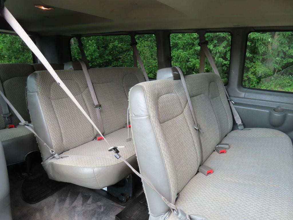 2017 Chevrolet Express 3500 LT Passenger
