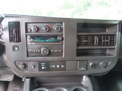 2017 Chevrolet Express 3500 LT Passenger