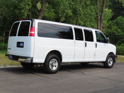 2017 Chevrolet Express 3500 LT Passenger