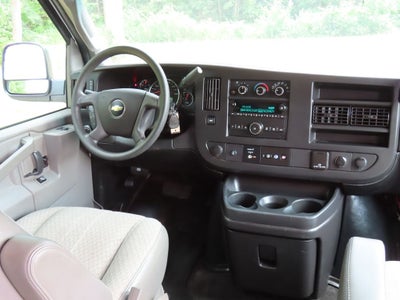 2017 Chevrolet Express 3500 LT Passenger
