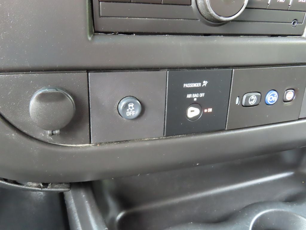 2017 Chevrolet Express 3500 LT Passenger