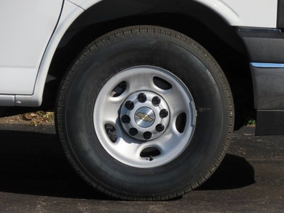 2025 Chevrolet Express 3500 KNAPHEIDE 56" ULTRA-LOW KUV129SU Cutaway