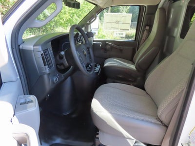 2025 Chevrolet Express 3500 KNAPHEIDE 56" ULTRA-LOW KUV129SU Cutaway