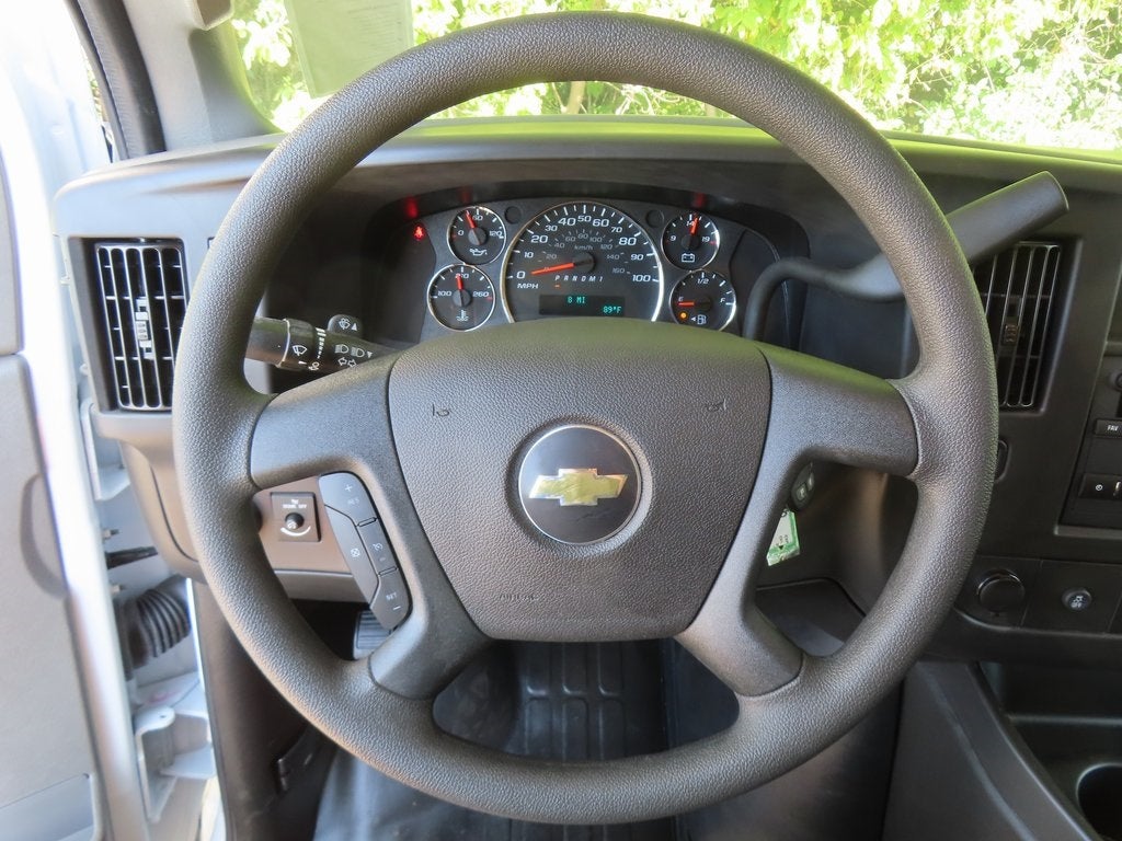 2025 Chevrolet Express 3500 KNAPHEIDE 56" ULTRA-LOW KUV129SU Cutaway