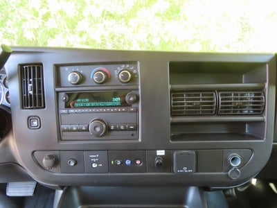 2025 Chevrolet Express 3500 KNAPHEIDE 56" ULTRA-LOW KUV129SU Cutaway