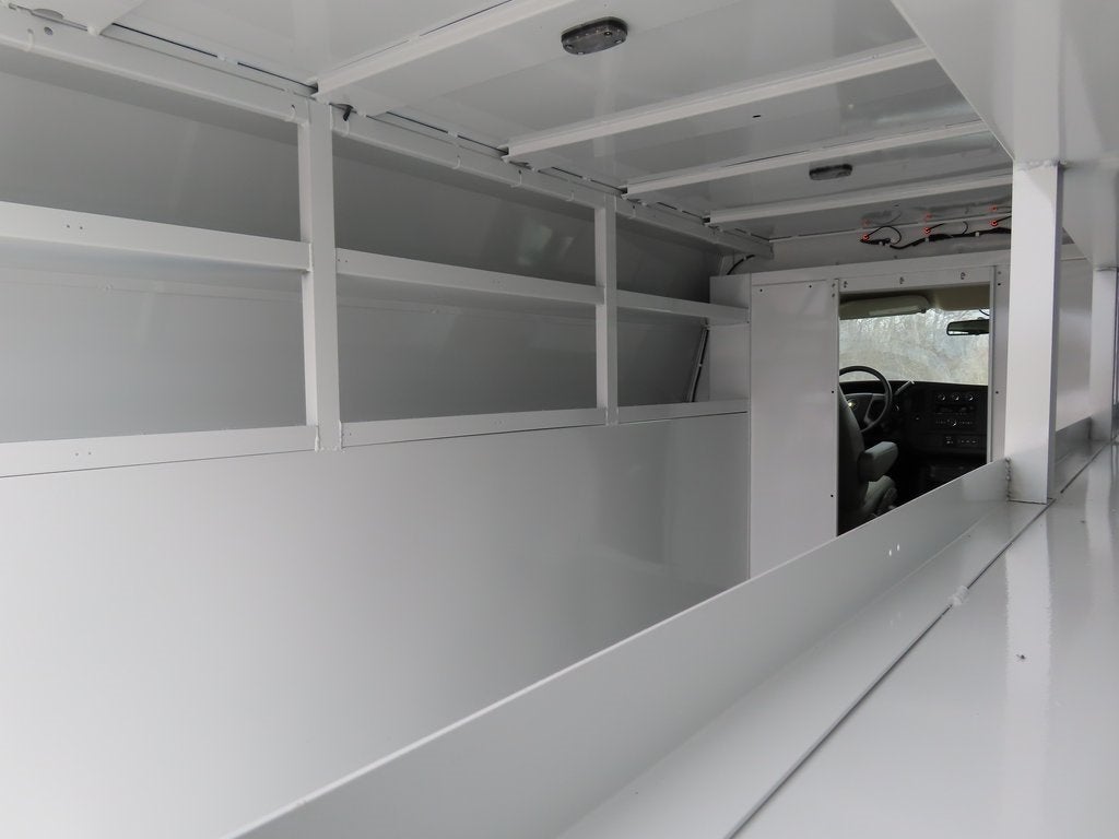 2025 Chevrolet Express 3500 Work Van Cutaway
