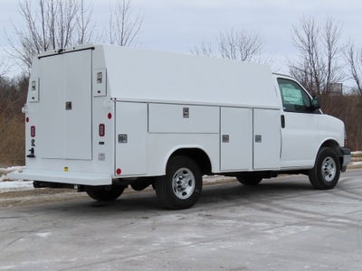 2025 Chevrolet Express 3500 Work Van Cutaway