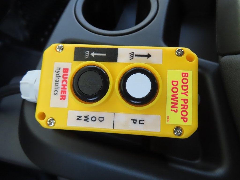 2025 Chevrolet Silverado 3500HD Work Truck MONROE 9', MTE D-SERIES, STAINLESS STEEL, 3-4 YD C