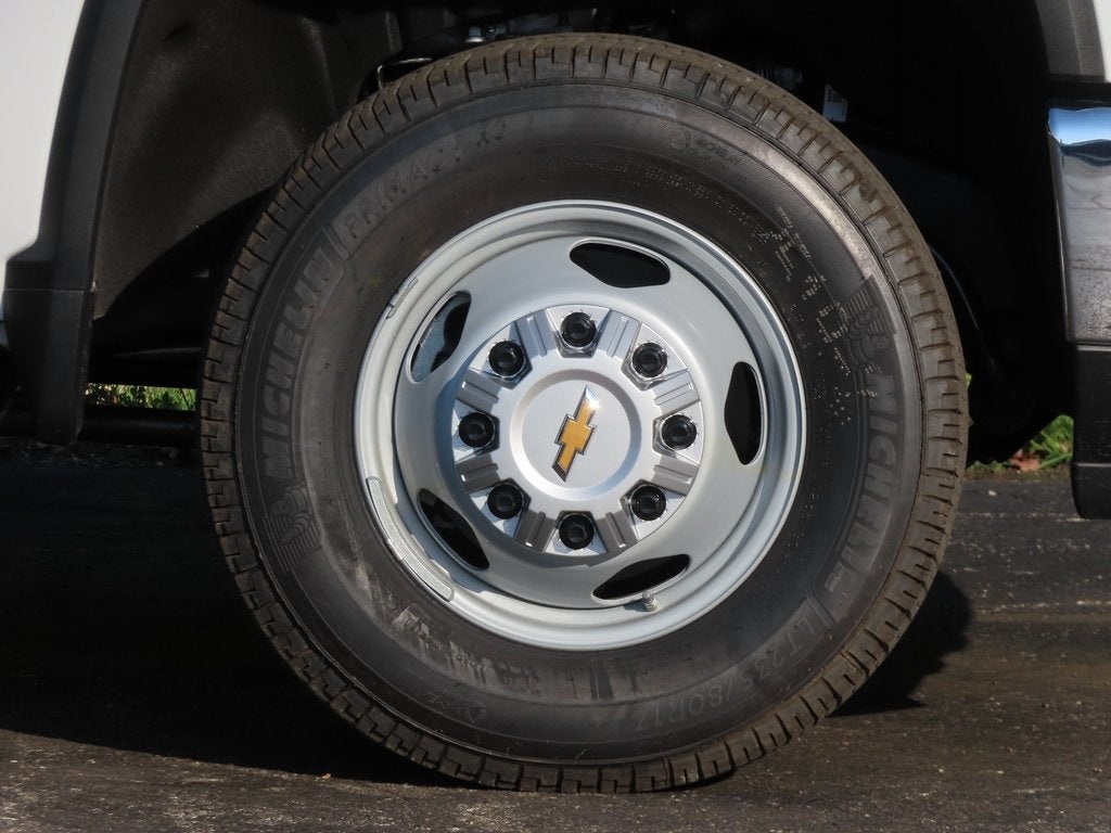 2025 Chevrolet Silverado 3500HD Work Truck MONROE 9', MTE D-SERIES, STAINLESS STEEL, 3-4 YD C