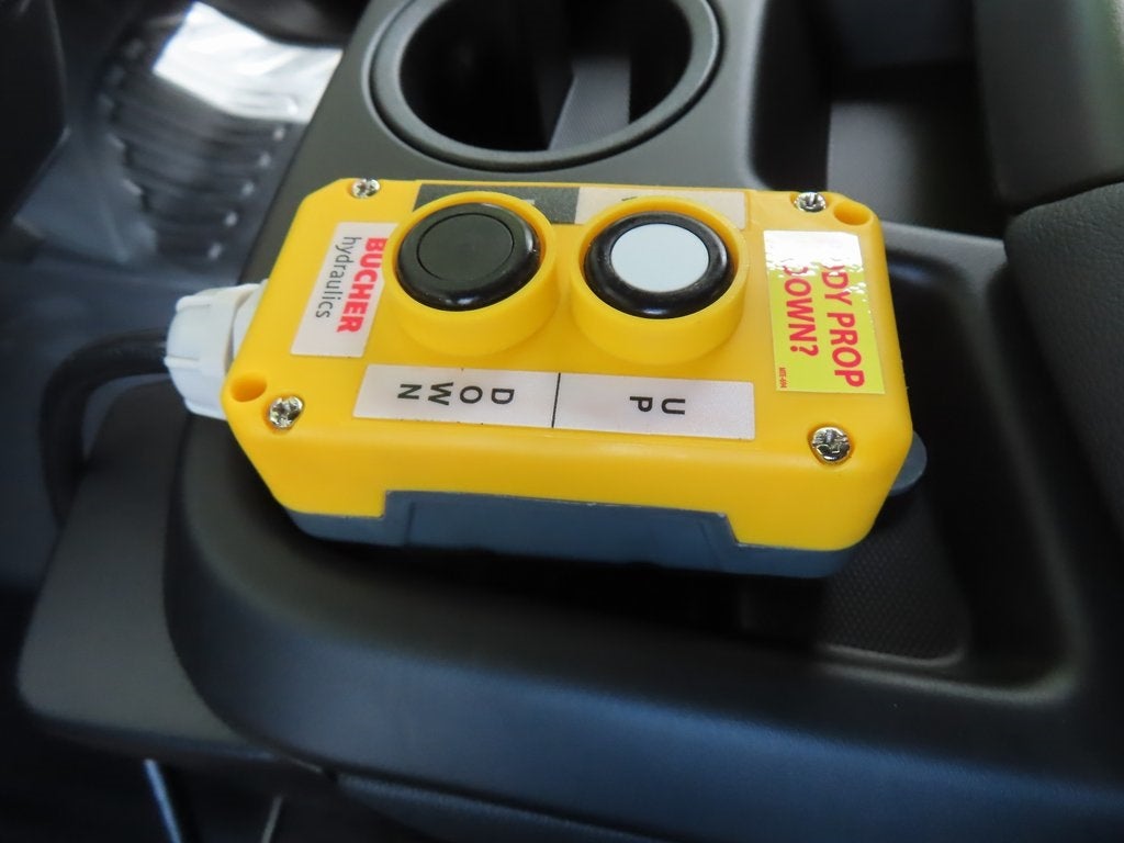 2025 Chevrolet Silverado 3500HD Work Truck MONROE 9 FT STEEL DUMP BODY