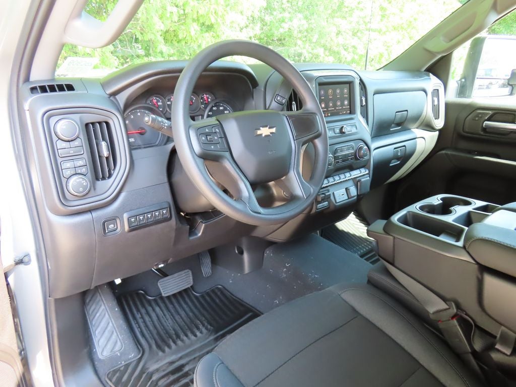 2026 Chevrolet Silverado 2500HD Custom