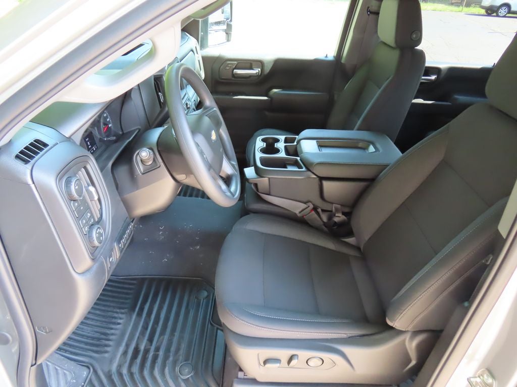 2026 Chevrolet Silverado 2500HD Custom