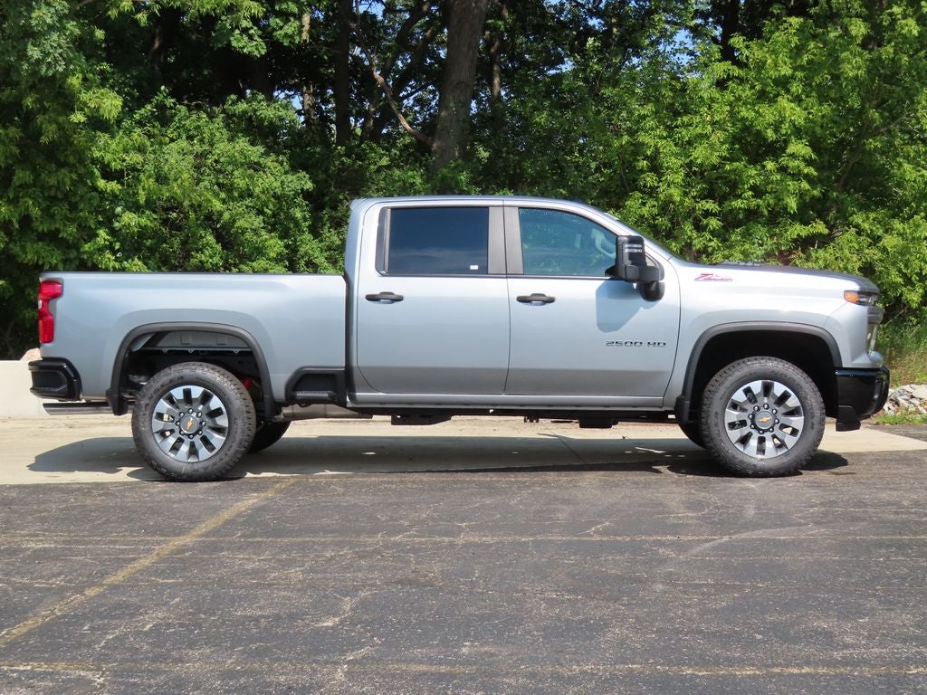 2026 Chevrolet Silverado 2500HD Custom