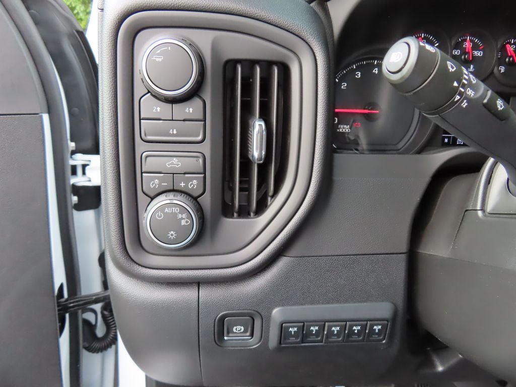 2026 Chevrolet Silverado 2500HD Custom