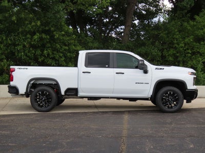 2026 Chevrolet Silverado 2500HD Custom