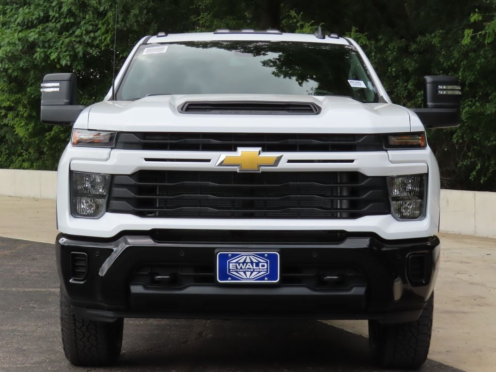 2026 Chevrolet Silverado 2500HD Custom