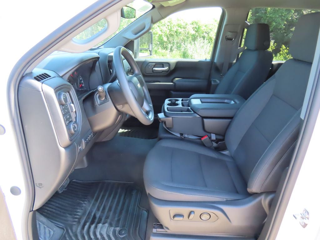 2026 Chevrolet Silverado 2500HD Custom