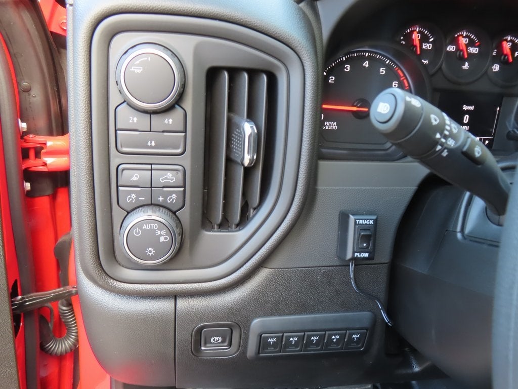 2025 Chevrolet Silverado 2500HD Work Truck BOSS 8'2" V-XT PLOW